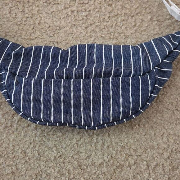 Volcom Adjustable Fanny Pack Blue And White Stripes - Picture 5 of 5
